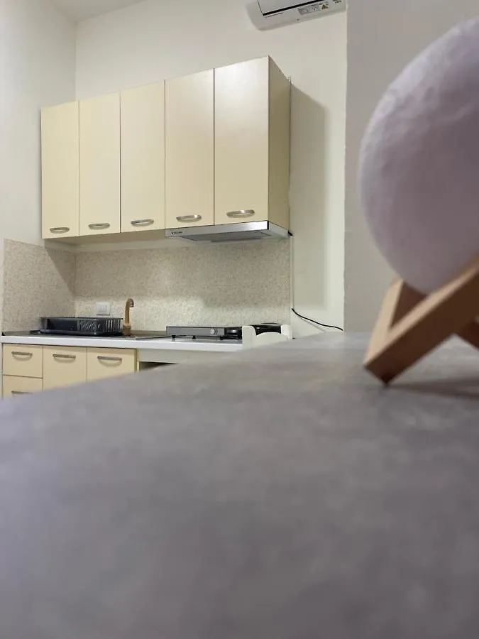 Villa Apartments S&F City Centre Tirana 0*,
